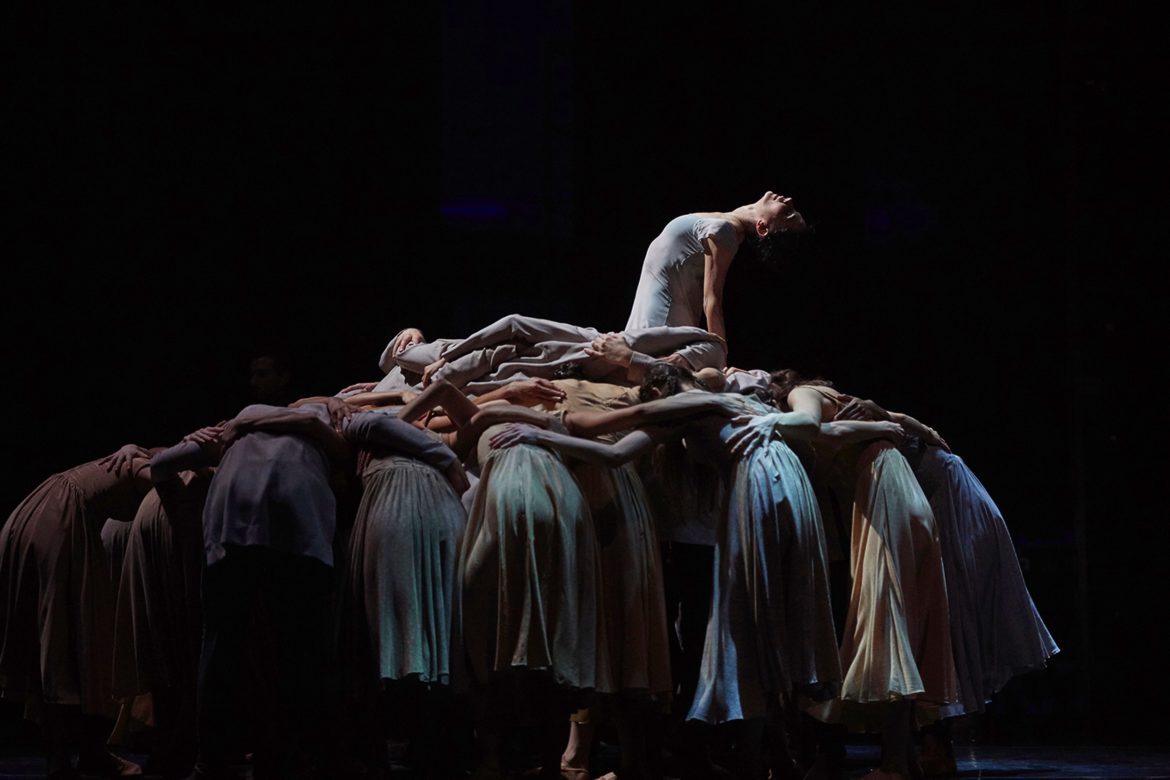 « Giselle » de Akram Khan avec le English National Ballet (photo: Laurent Liotardo)